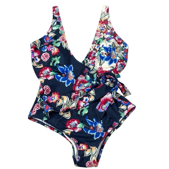 Johnny Was One-piece Swimsuit, Maya wrap in a floral pattern - Picture 4 of 10